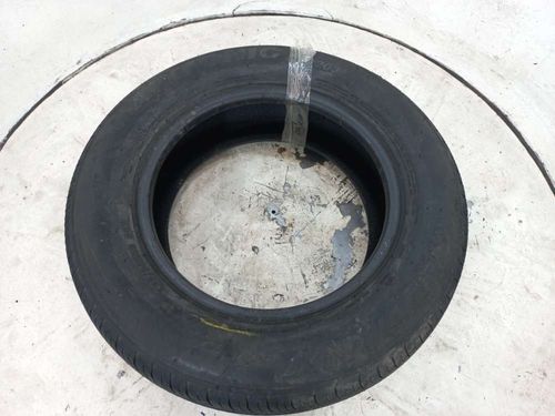 PNEU ARO 15 TOYOTA COROLLA 1.8 2005
