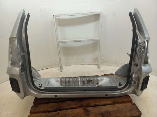 PAINEL TRASEIRO TOYOTA RAV 2.0 2005