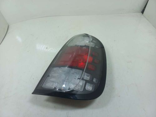LANTERNA DIREITA FIAT UNO 1.4 2016